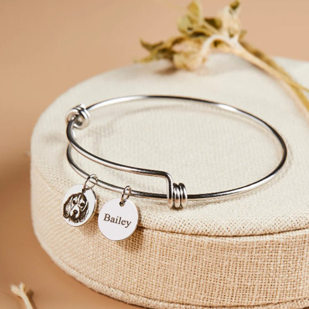 Character Bracelet - Commemorative Gift for Her